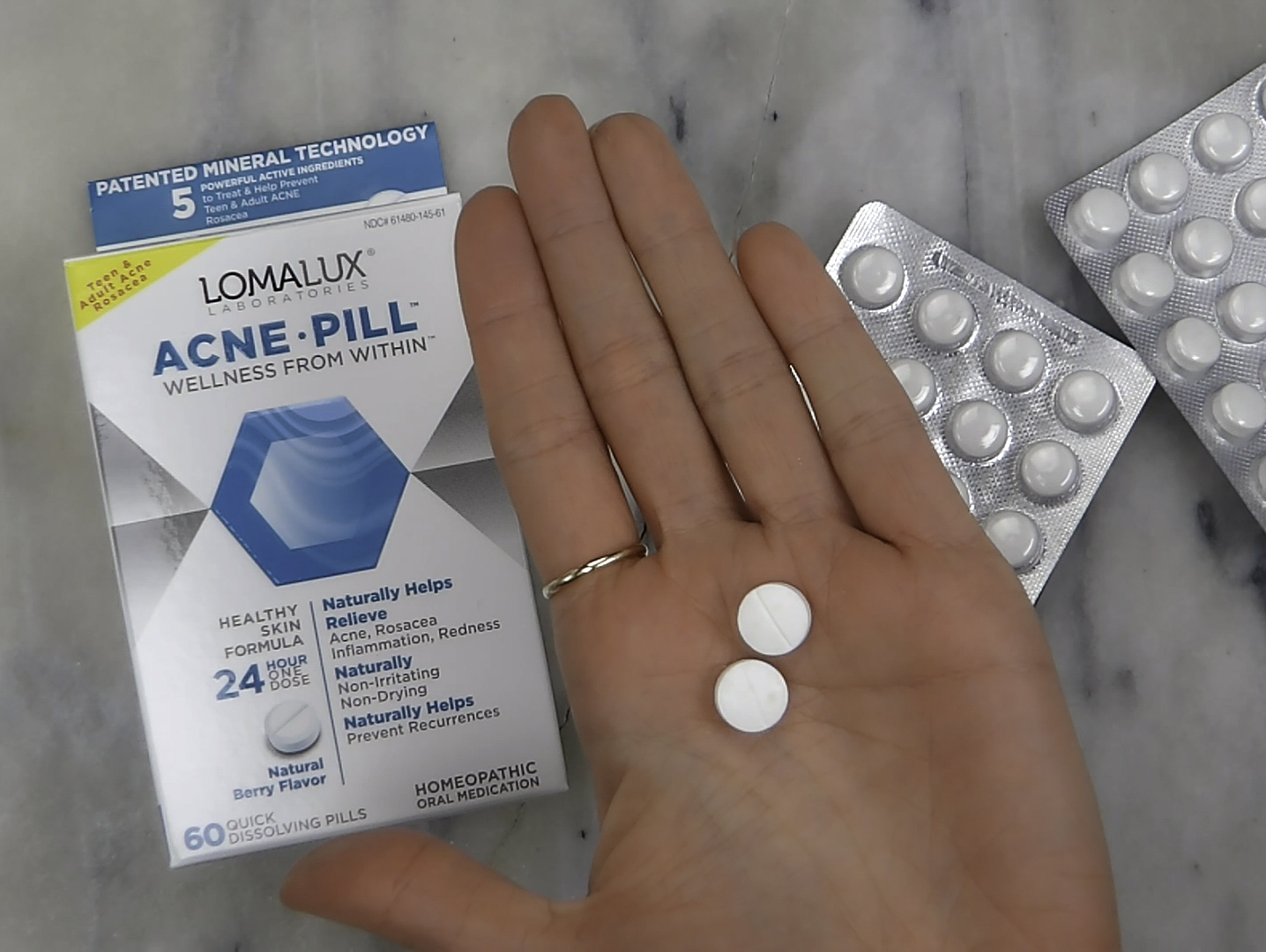 Lomalux Acne Pills